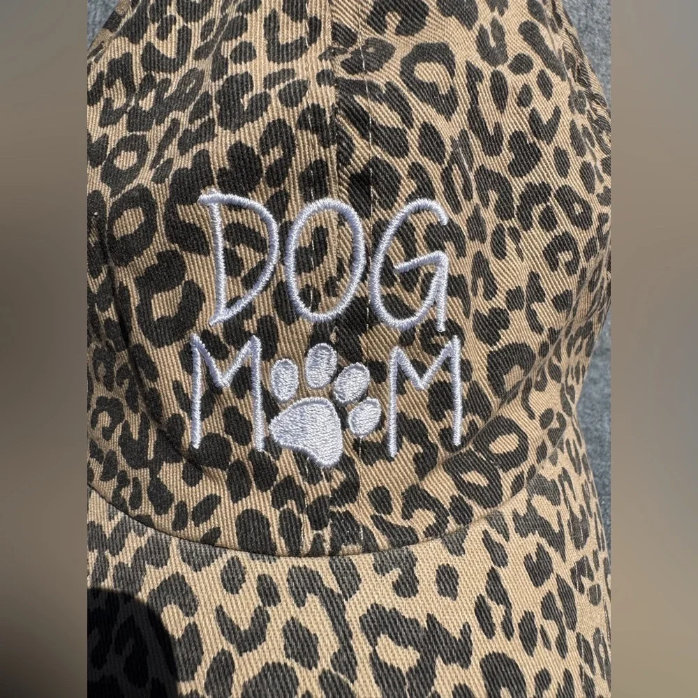 David and Young Womens Embroidered “ Dog Mom “ Leopard Adjustable Baseball Hat